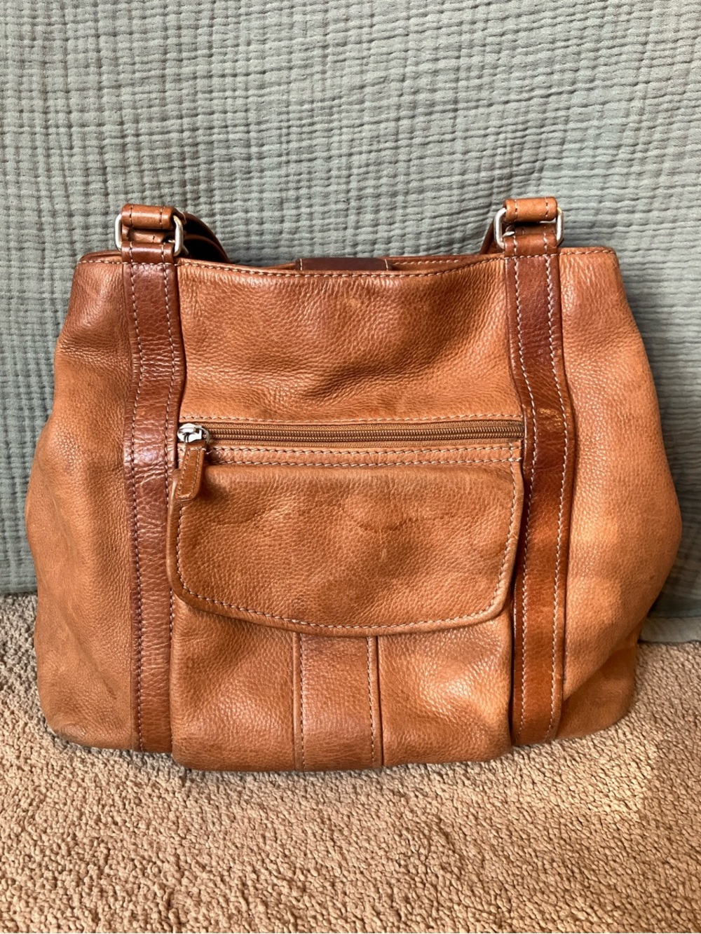 Fossil Genuine Leather Shoulder Bag/Satchel in Warm Brown - Flaw